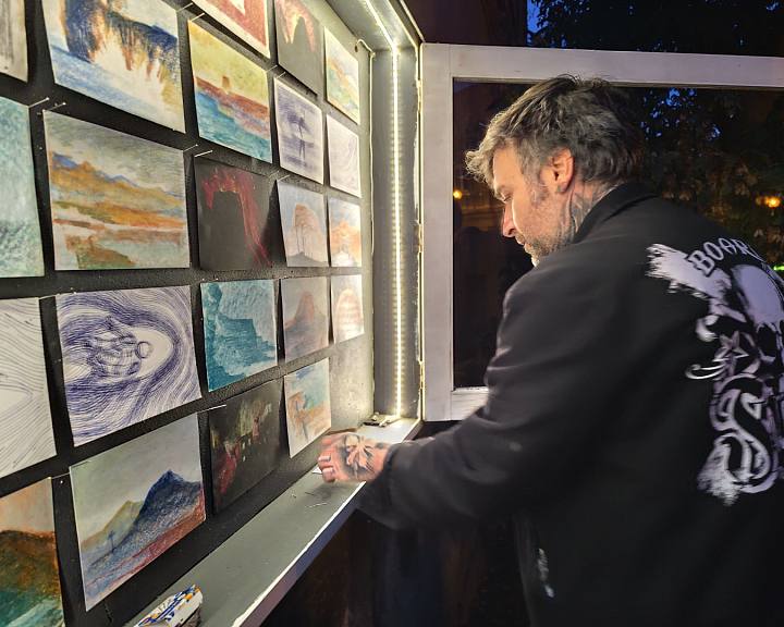 martin-routa-ukradena-galerie-decin-2.jpg